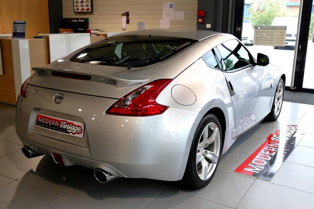 Nissan 370 Z Coupe 3.7 V6 328cv 14