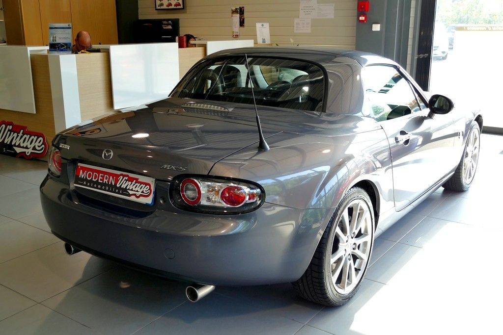 Mazda MX-5 2.0 160 Roadter Coupe Niseko 8