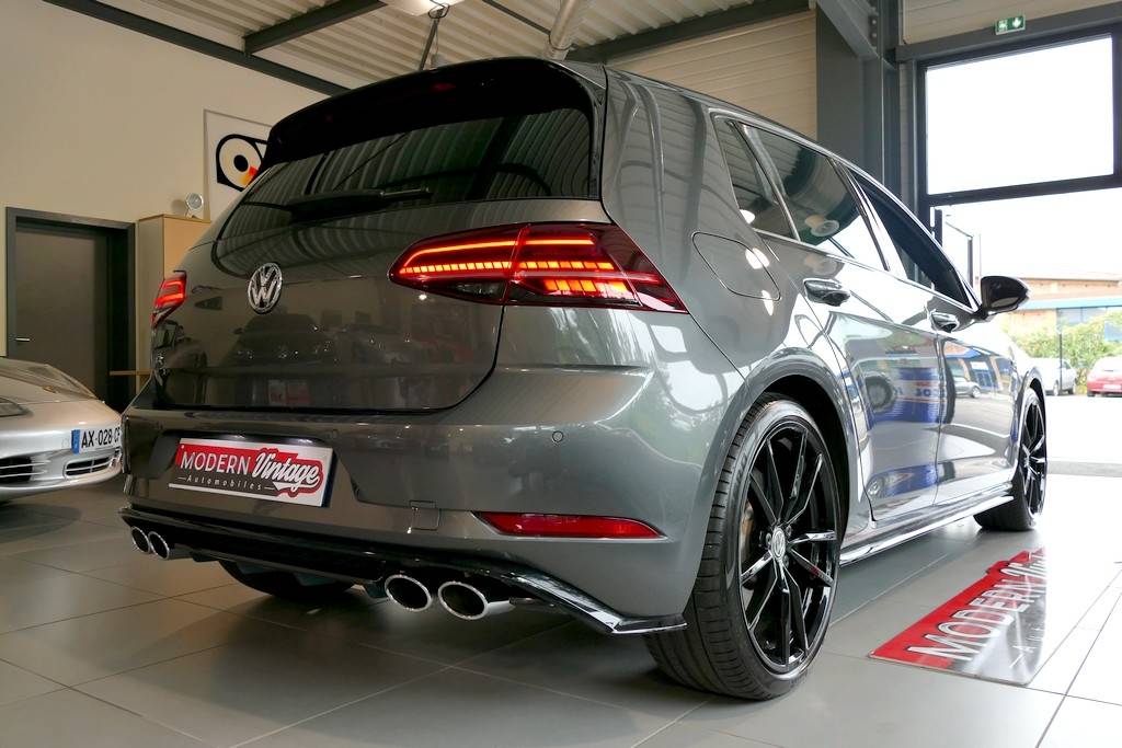 Volkswagen Golf VII R 2.0 TSI 310 DSG 19