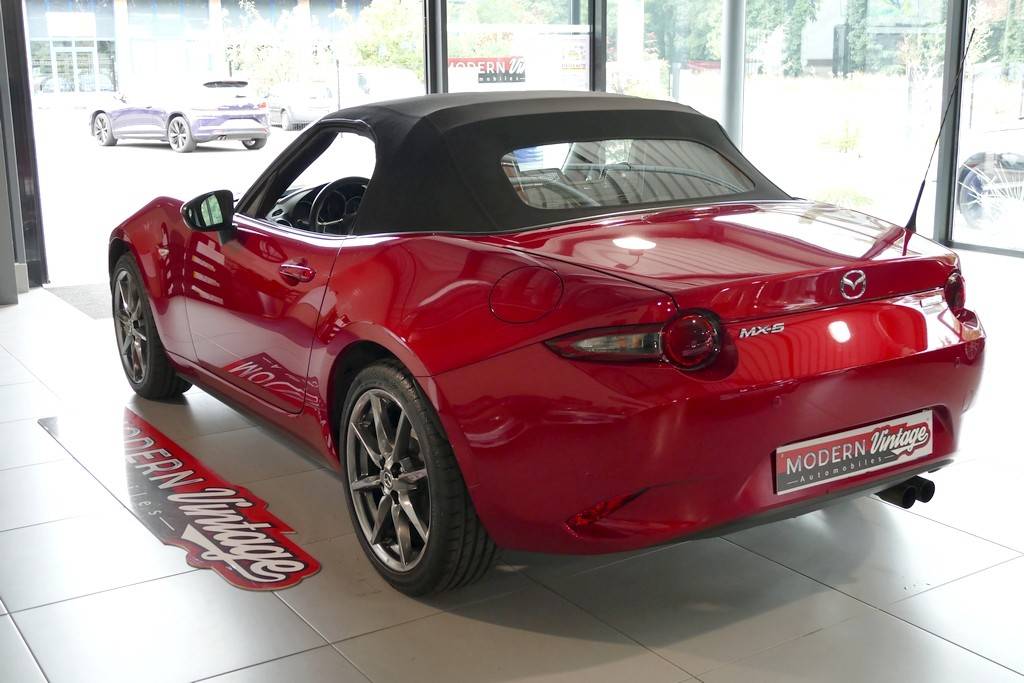 Mazda MX-5 2.0 160 Roadster Selection Recaro 12