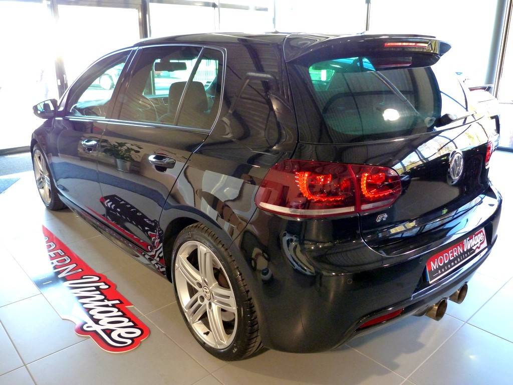 VOLKSWAGEN GOLF R 270 DSG 11