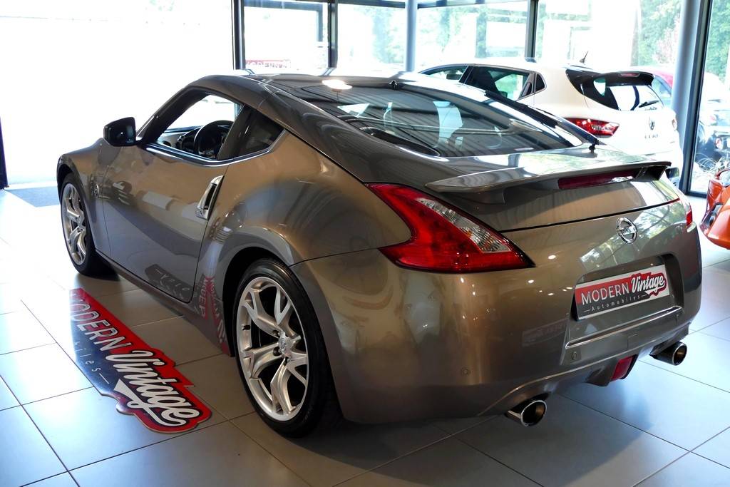 Nissan 370Z Coupe 3.7 V6 328cv Pack 12