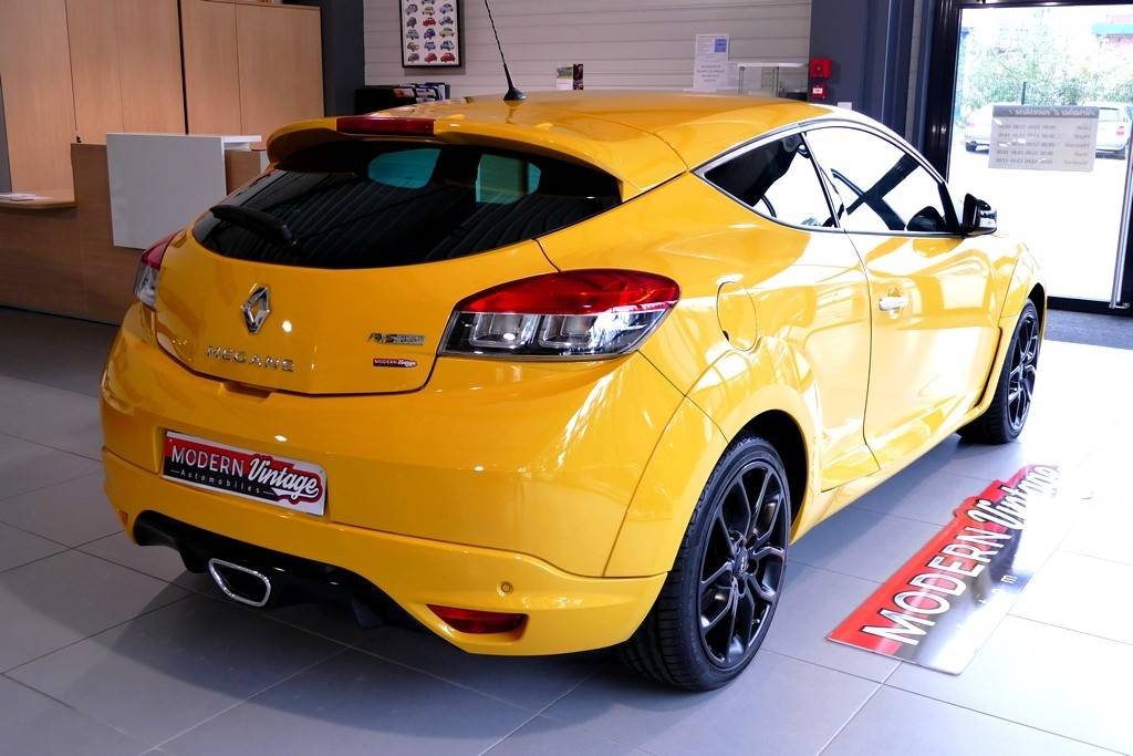 Renault Megane 3 RS 250cv Cup 14