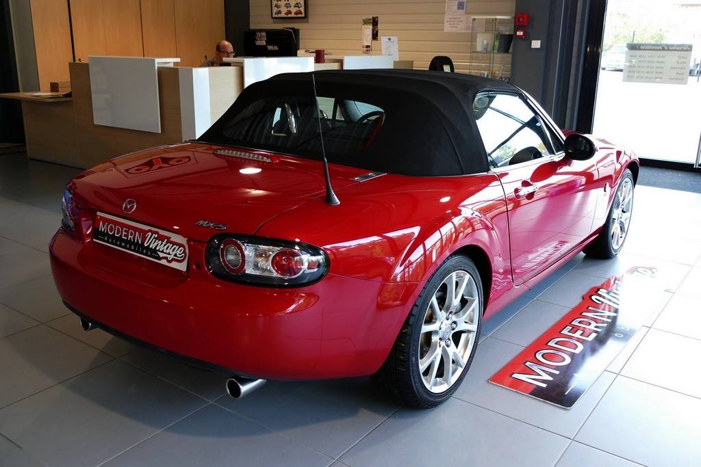 Mazda MX-5 3rd Generation 2.0 160 11