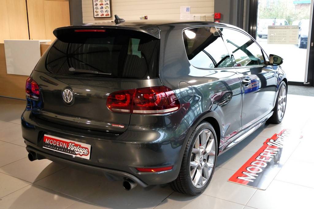 Volkswagen Golf VI GTI Edition 35 DSG 14