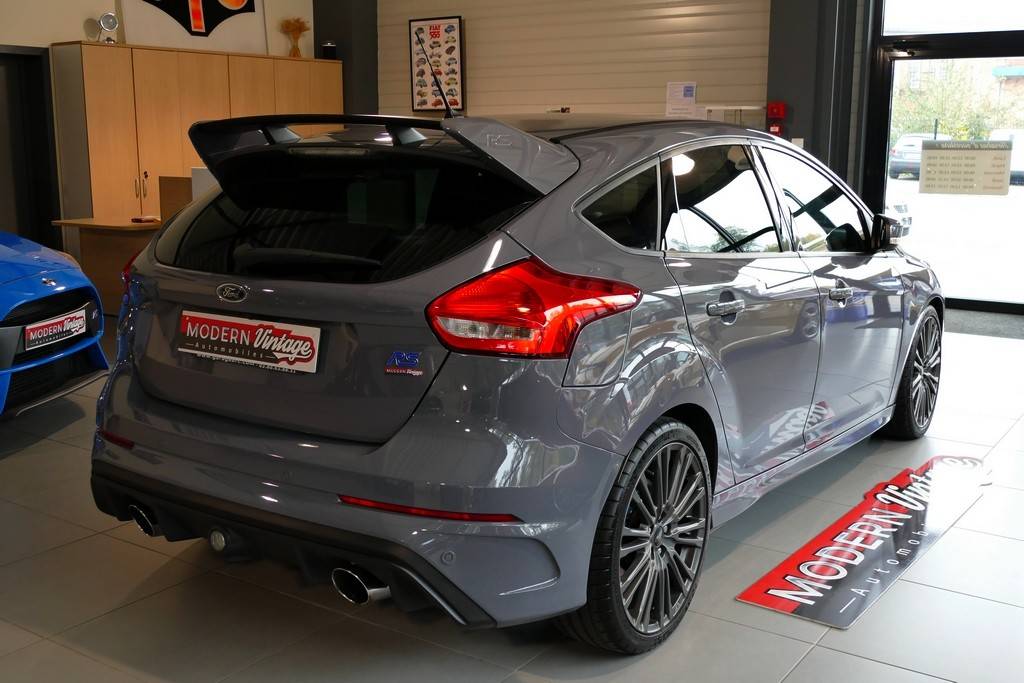 Ford Focus RS 2.3 Ecoboost 350cv 15