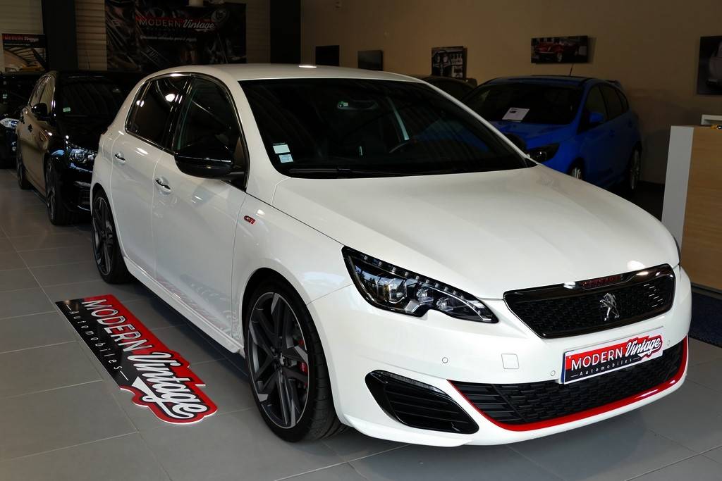 Peugeot 308 GTi 1.6 THP 270 by Peugeot Sport 18