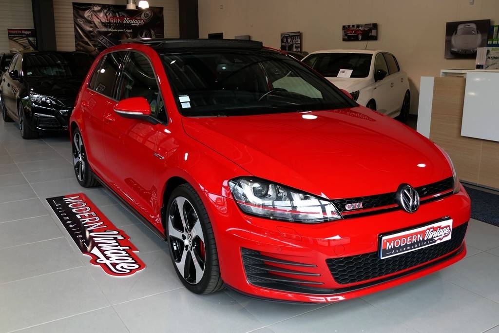 Volkswagen Golf VII GTI Performance 2.0 TSI 230 14