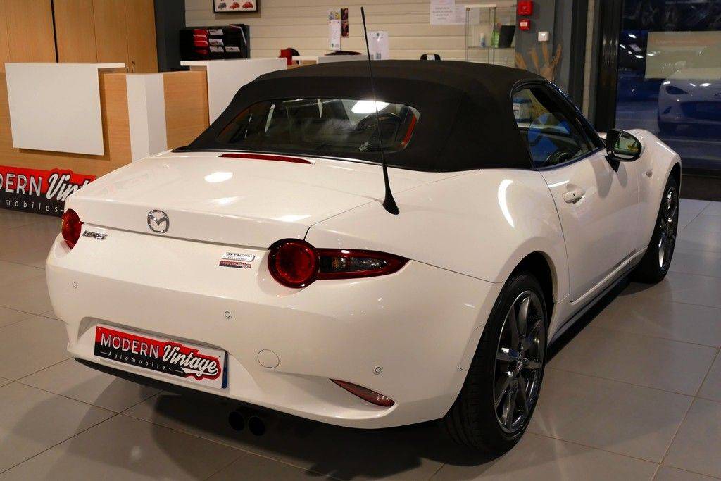 Mazda MX-5 ND Roadster 2.0 160 Selection 15