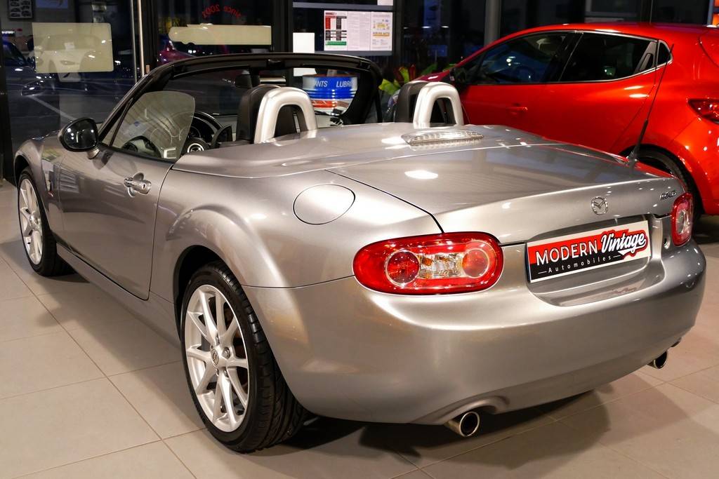 Mazda MX-5 Roadster Coupe 2.0 160 Sportline 14