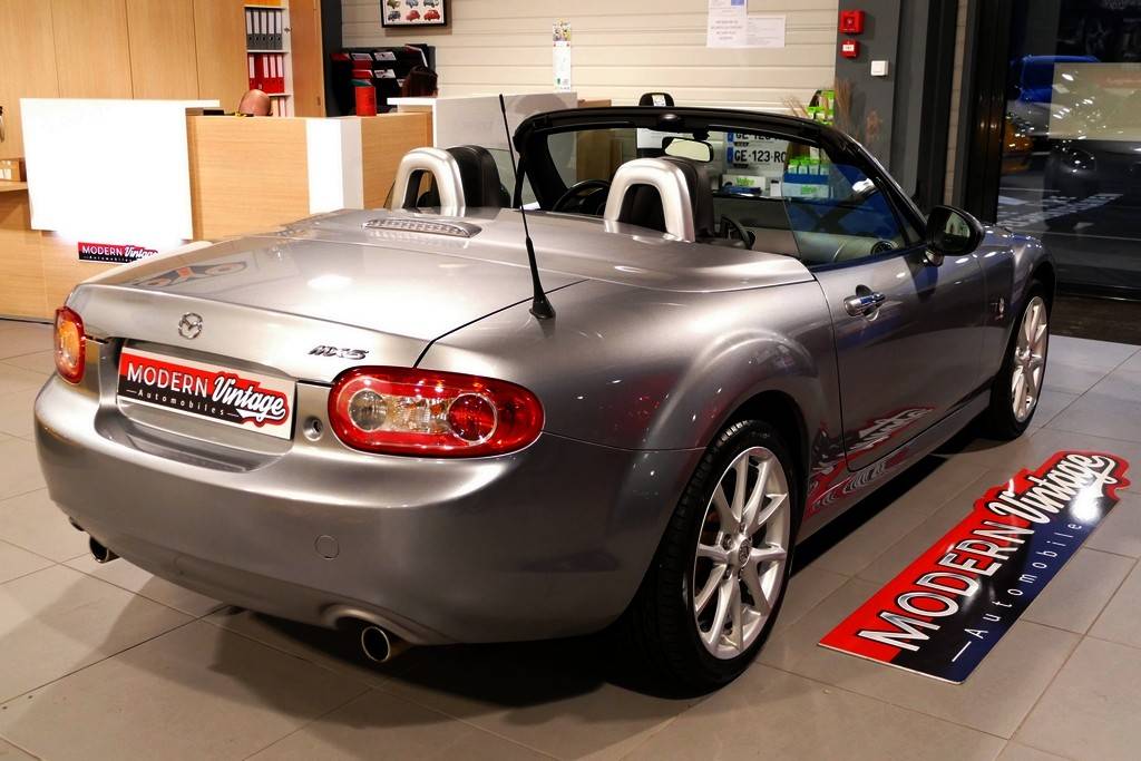 Mazda MX-5 Roadster Coupe 2.0 160 Sportline 15