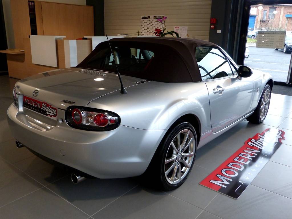 Mazda MX-5 Roadster 2.0 160 Niseko 12