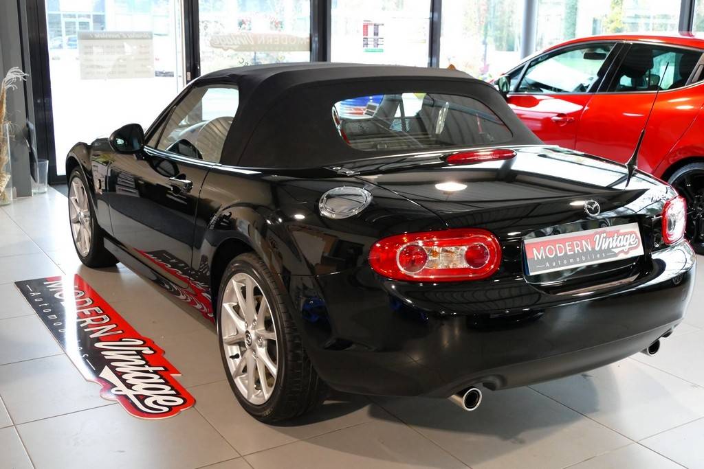 Mazda MX-5 NC Roadster 2.0 160cv Sportline Recaro 10