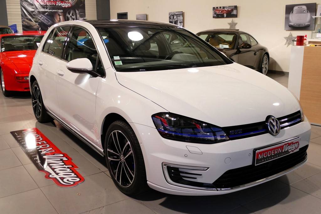 Volkswagen Golf VII GTE Hybride TSI 204 DSG6 14