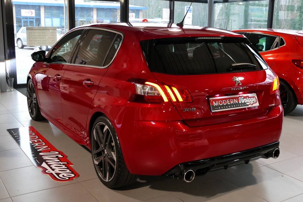 Peugeot 308 GTI 1.6 THP 270cv 13