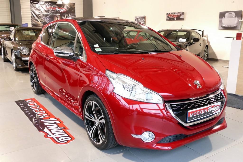 Peugeot 208 GTI 1.6 THP 200cv 18