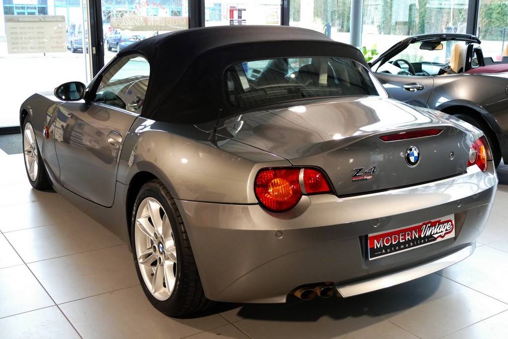 BMW Z4 Roadster 2.5i 192cv 17