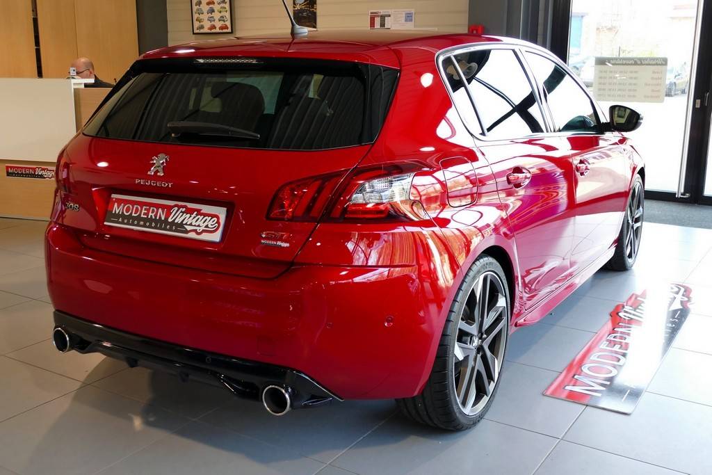 Peugeot 308 GTi 1.6 THP 272cv Facelift 17