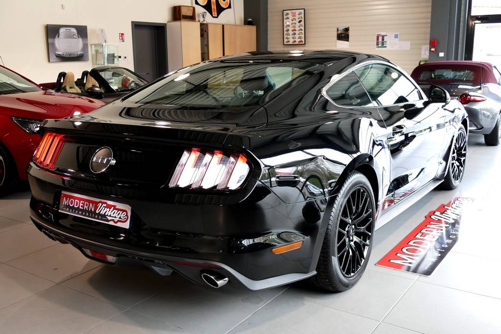 Ford Mustang GT Fastback 5.0 V8 421 BVA6 15