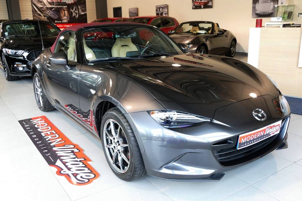 Mazda MX-5 Skyactiv-G 1.5 131cv Sakura 14