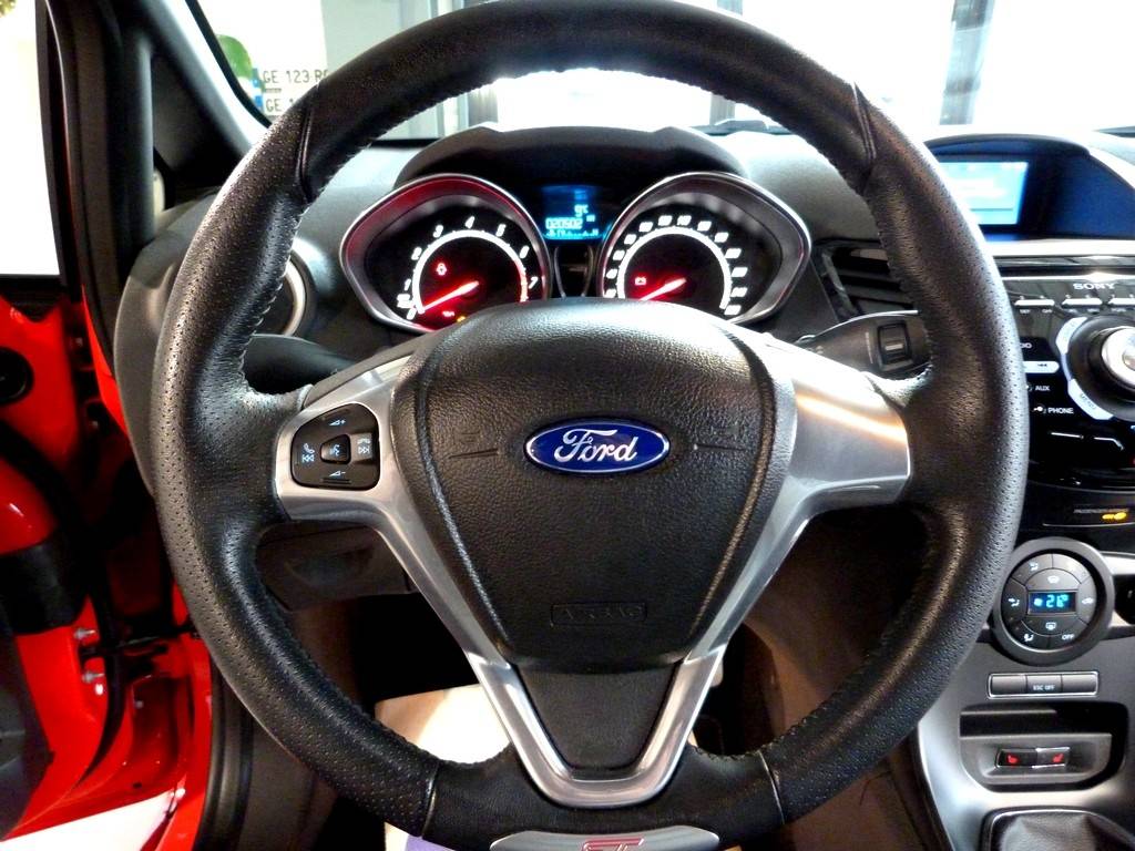 Ford Fiesta ST 1.6 182cv 5