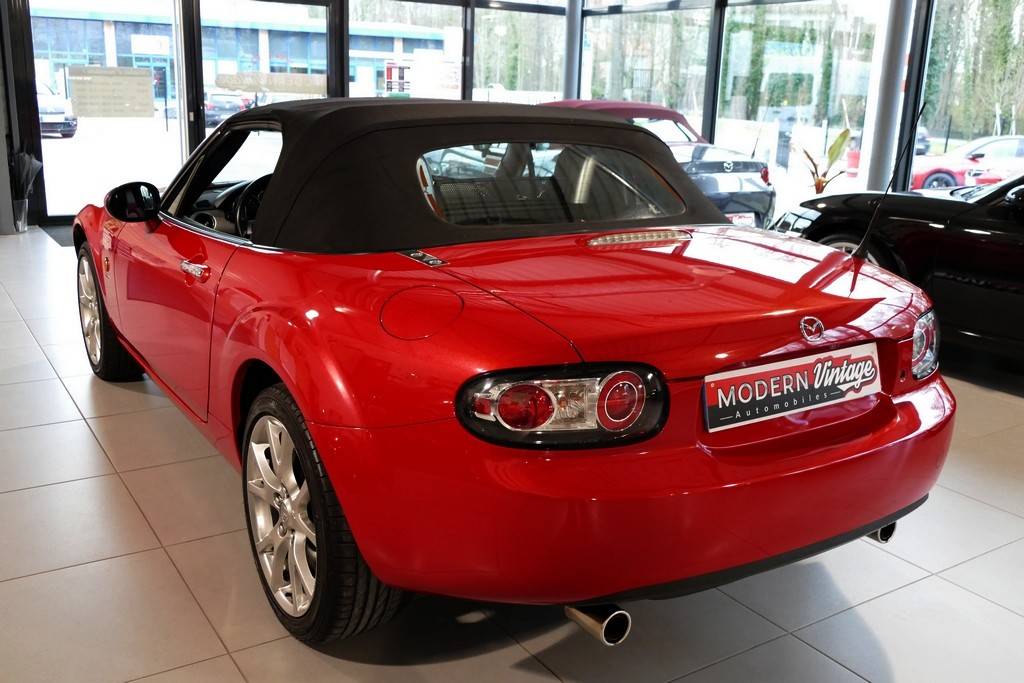 Mazda MX-5 3rd Generation 2.0 160 11