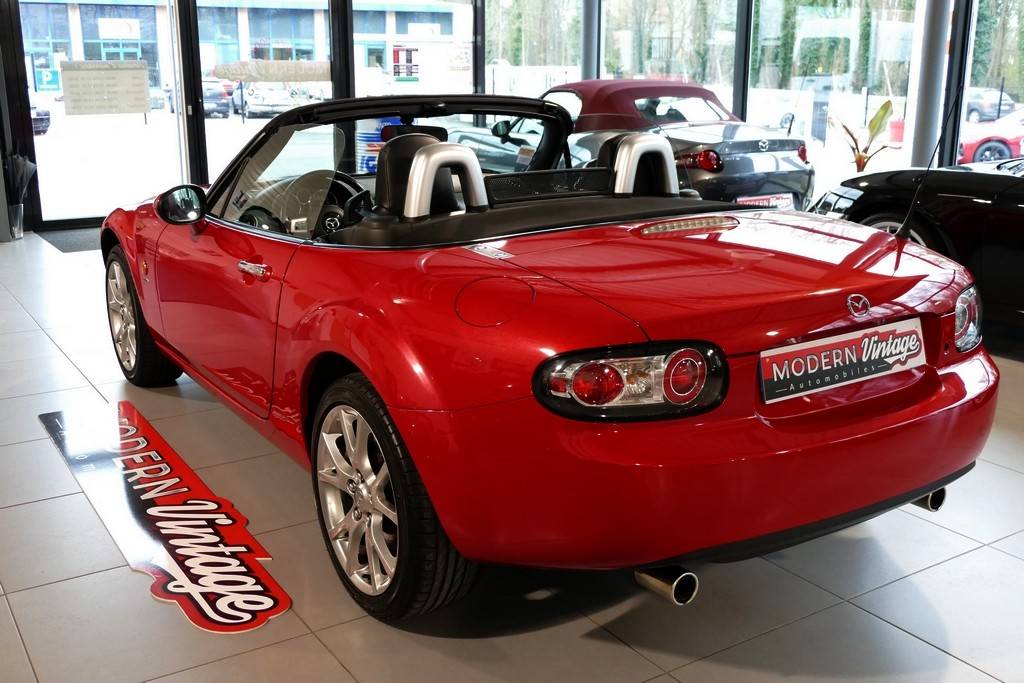 Mazda MX-5 3rd Generation 2.0 160 13