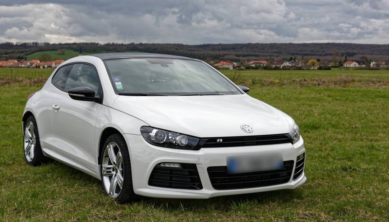 Volkswagen Scirocco R 2.0 TSI 265 DSG 3