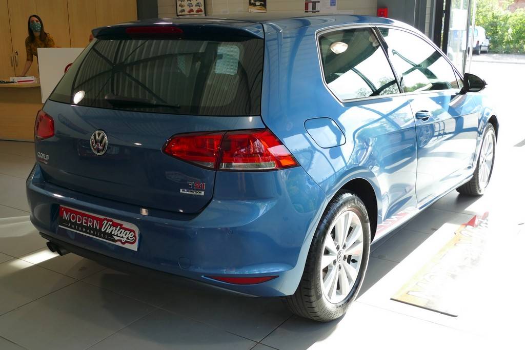 Volkswagen Golf VII 1.4 TSI 150cv Confortline 6