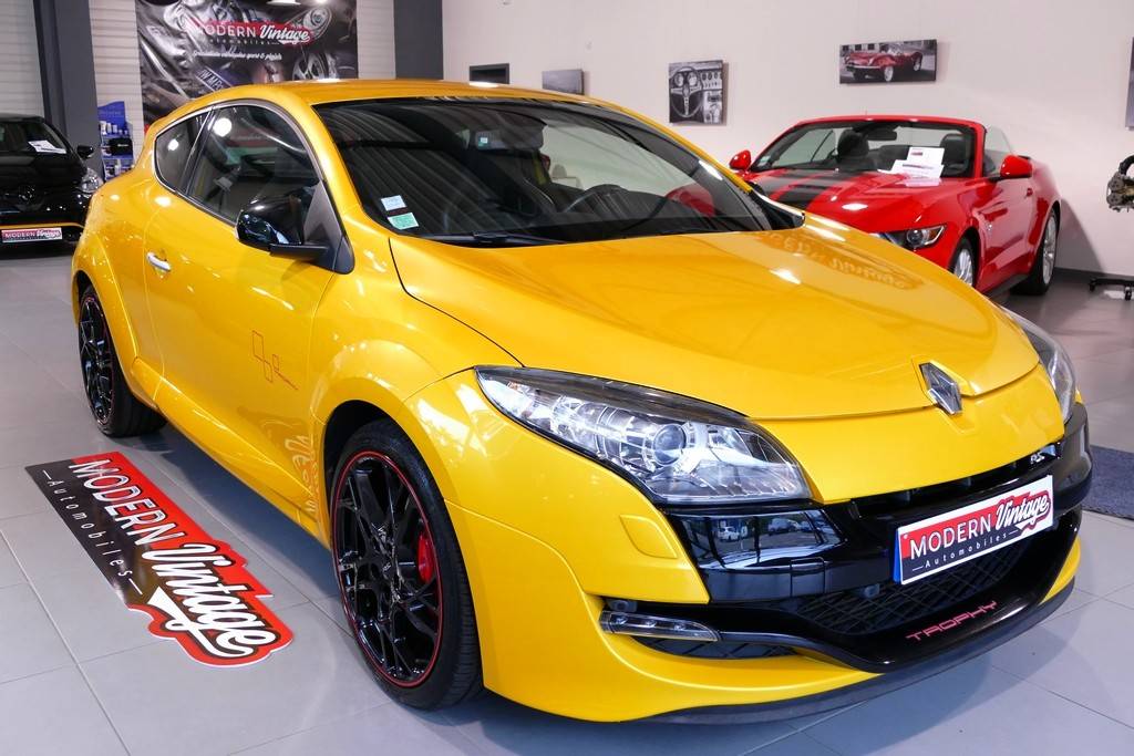 Renault Megane Coupe RS Trophy 265 N°136 14