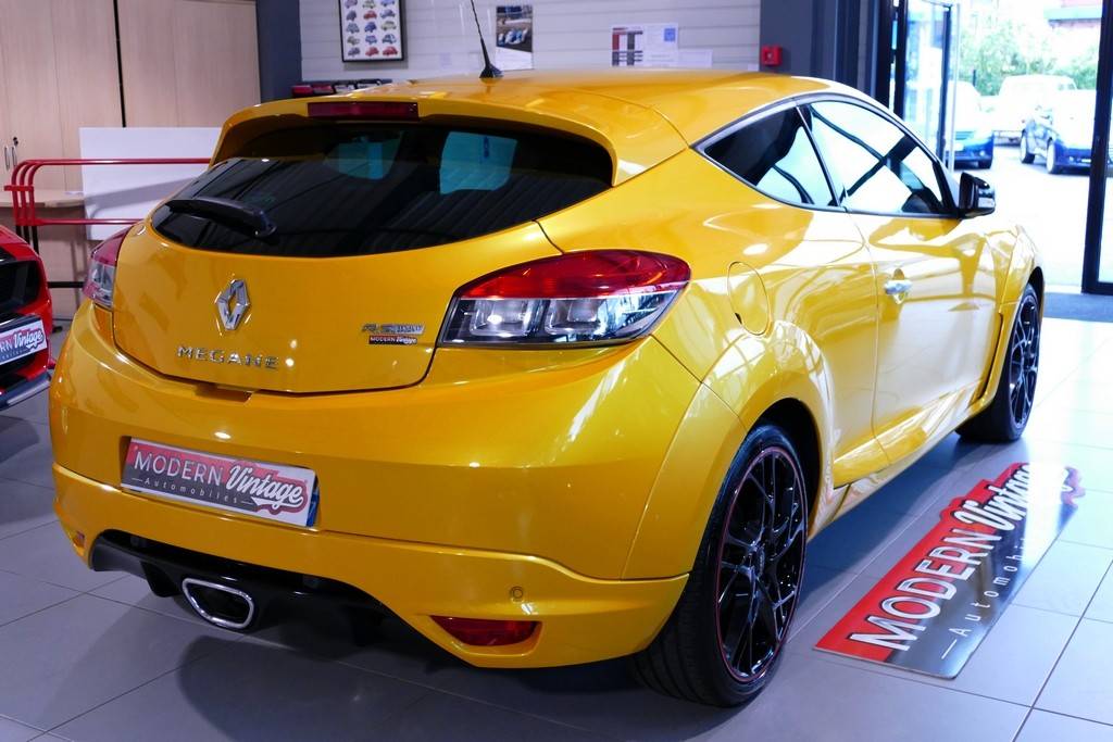 Renault Megane Coupe RS Trophy 265 N°136 15