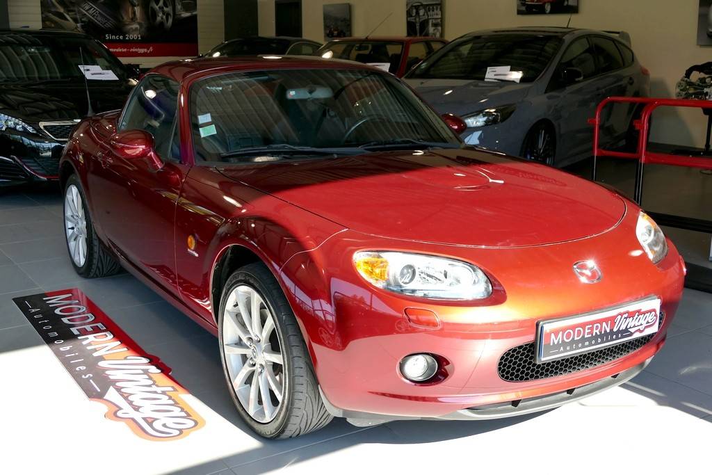 Mazda MX-5 Roadster Coupe 2.0 160 9