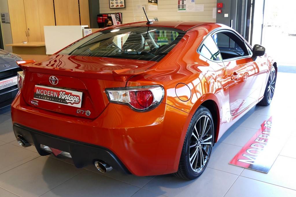 Toyota GT86 2.0 D-4S 200cv 14