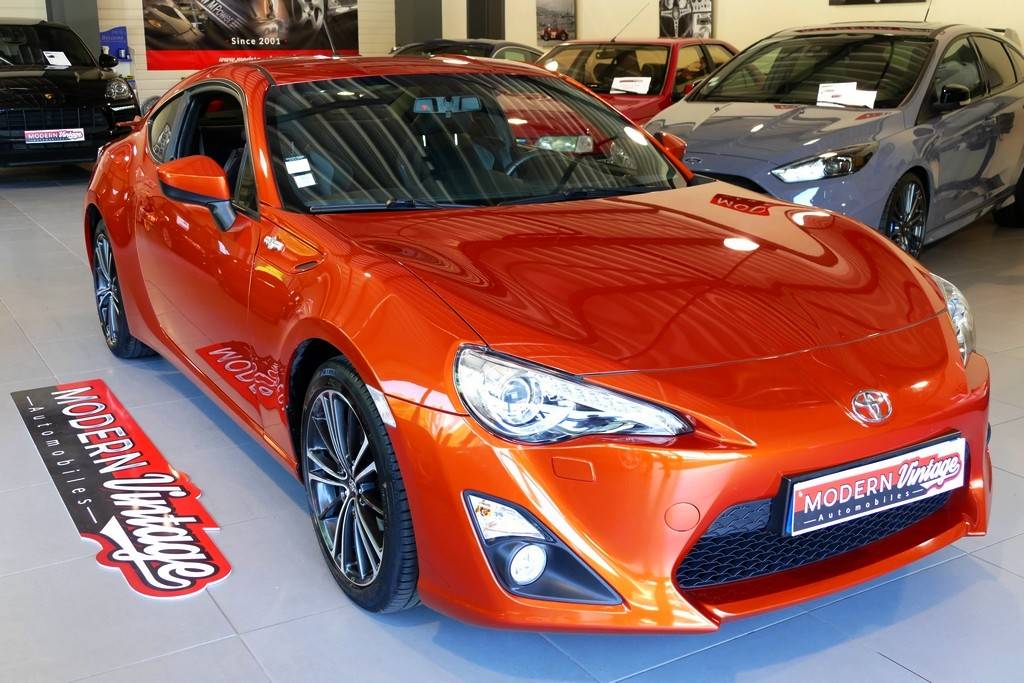 Toyota GT86 2.0 D-4S 200cv 15