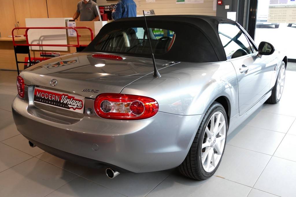 Mazda MX-5 2.0 160 Roadster Sportline 12