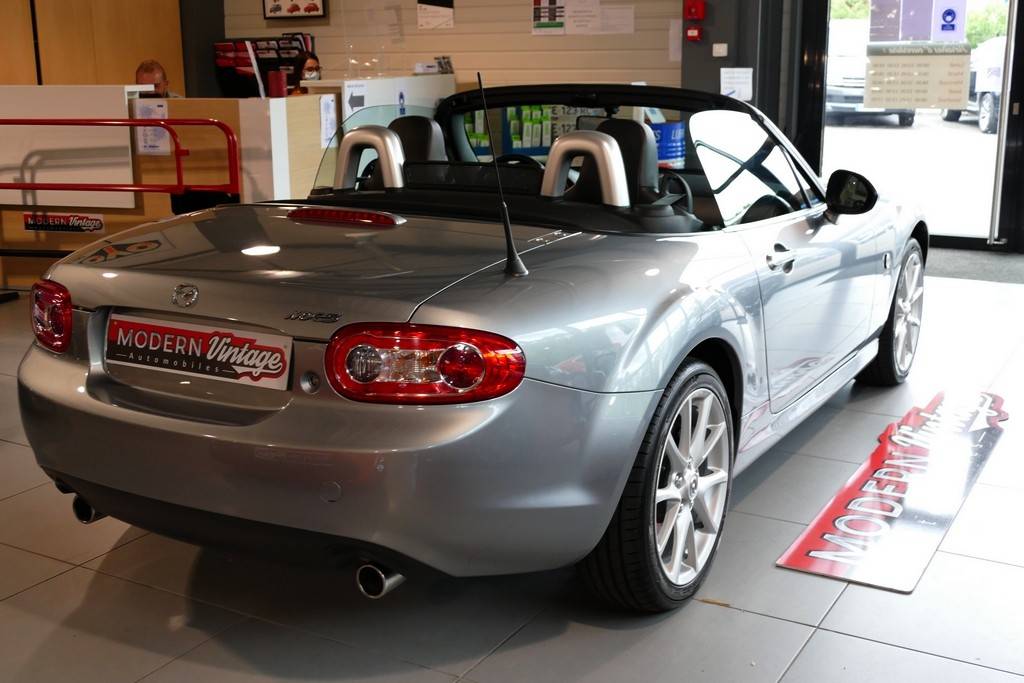 Mazda MX-5 2.0 160 Roadster Sportline 14