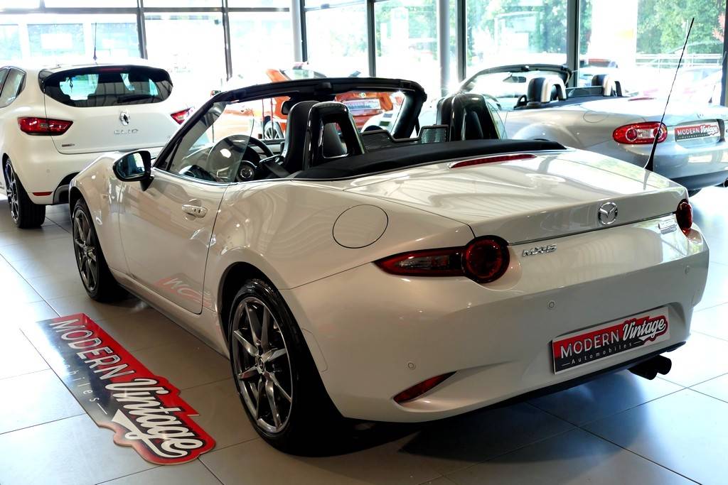 Mazda MX-5 ND 2.0 160 Roadster Selection Recaro 12