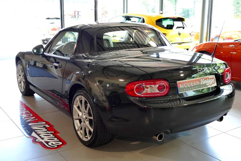 Mazda MX-5 Roadster Coupe 1.8 126cv Kaminari 11