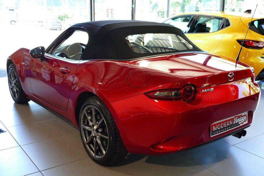 Mazda MX-5 ND 2.0 160 Roadster Selection Recaro 9