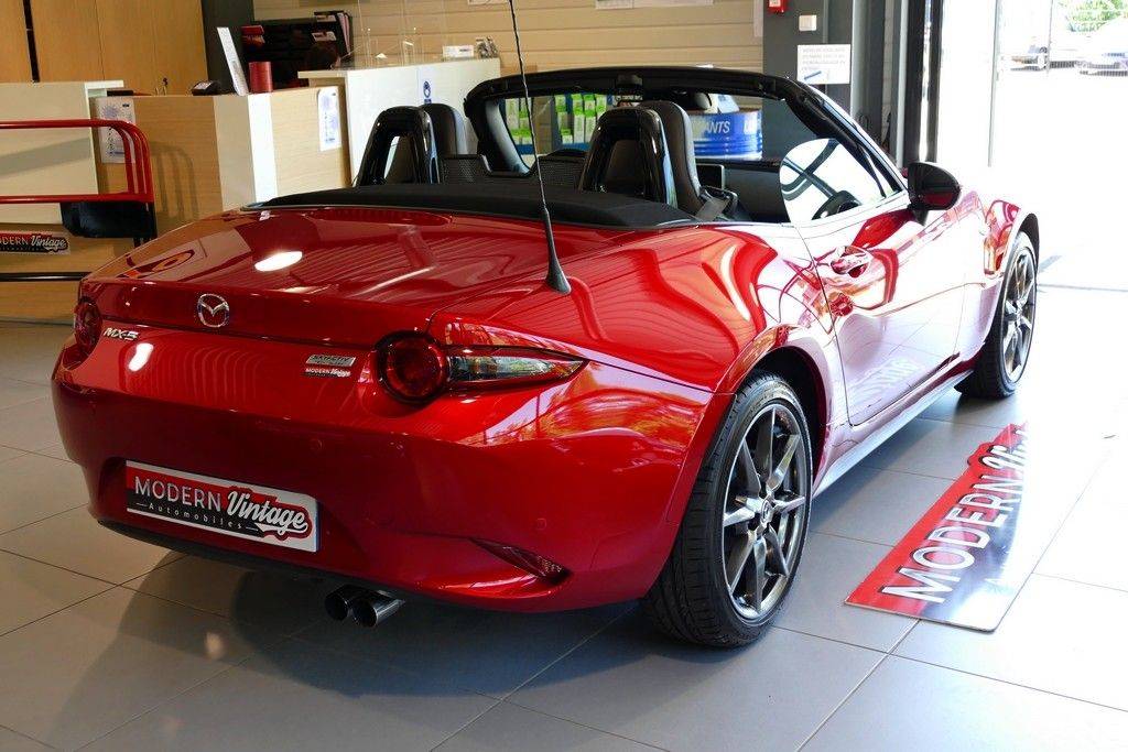 Mazda MX-5 ND 2.0 160 Roadster Selection Recaro 12