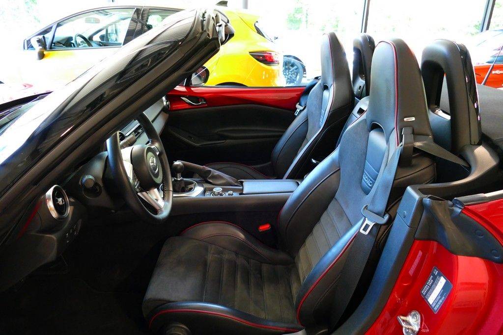 Mazda MX-5 ND 2.0 160 Roadster Selection Recaro 16