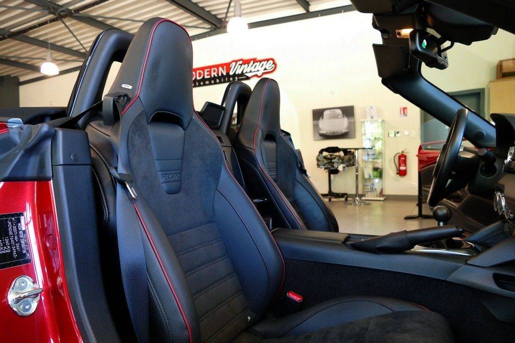 Mazda MX-5 ND 2.0 160 Roadster Selection Recaro 18