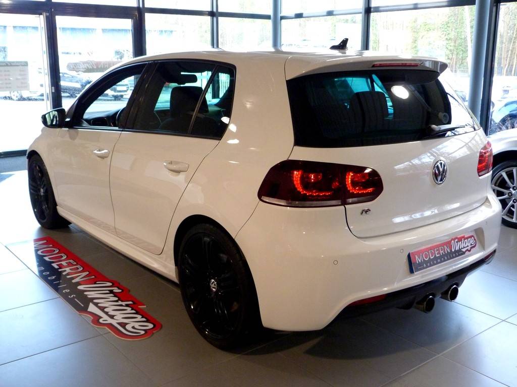 Volkswagen Golf R 2.0 270cv 4Motion 12