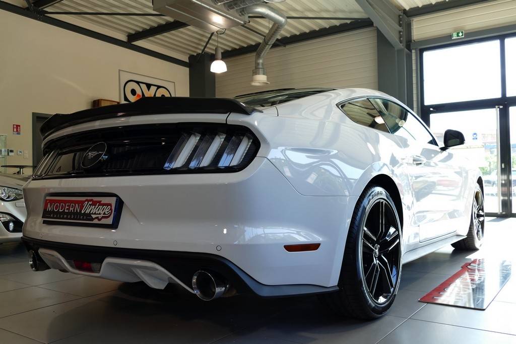 Ford Mustang 2.3 Ecoboost 317cv 16
