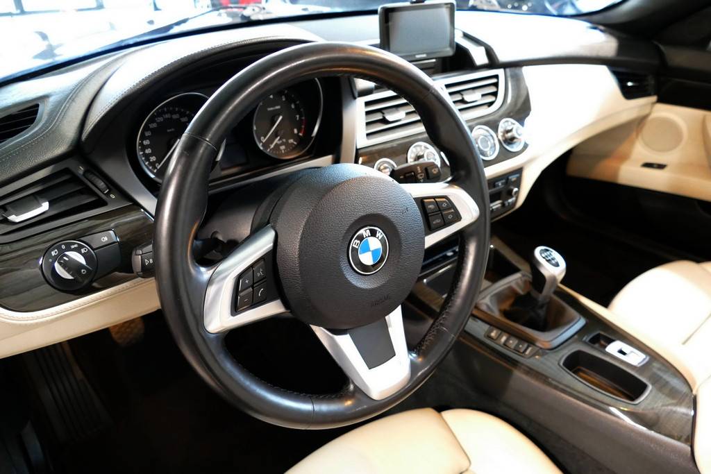 BMW Z4 sDrive23i Roadster 6 cylindres! 4