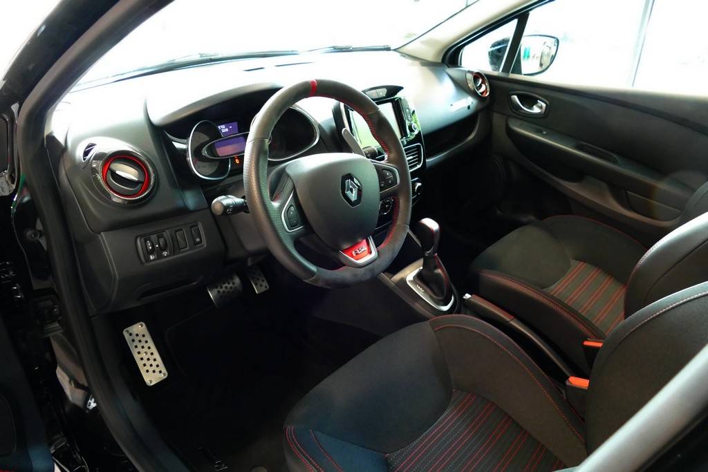 Renault Clio 4 RS18 EDC 220cv 4