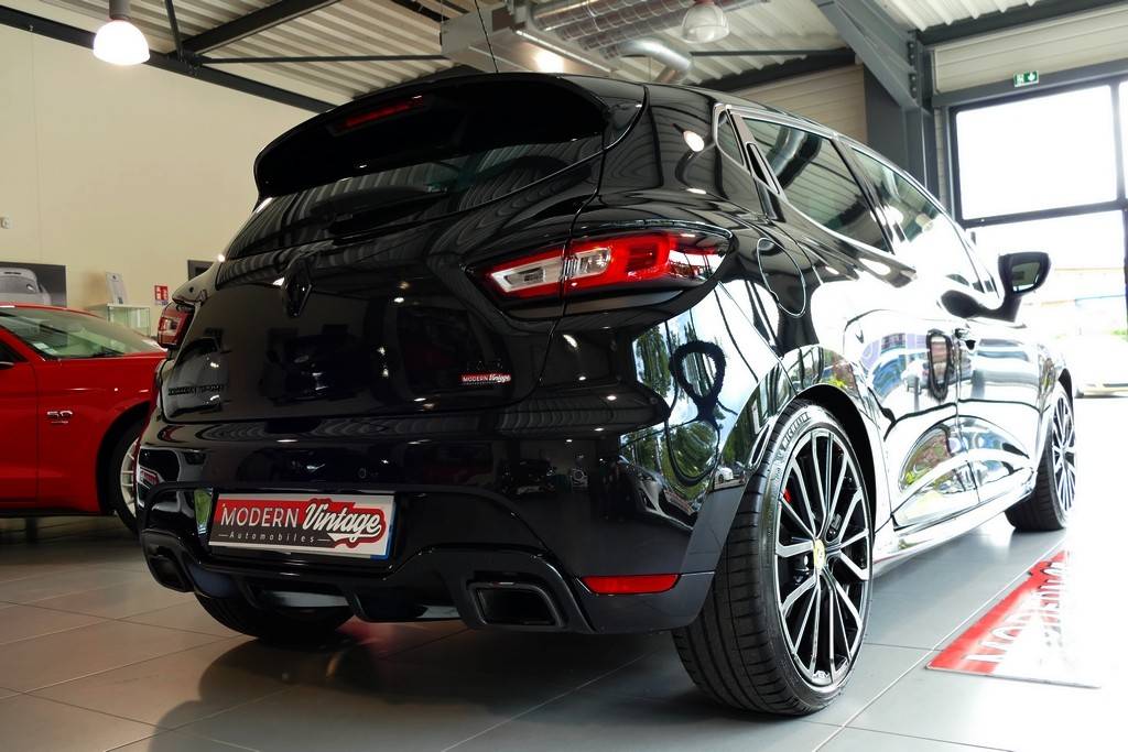 Renault Clio 4 RS18 EDC 220cv 22