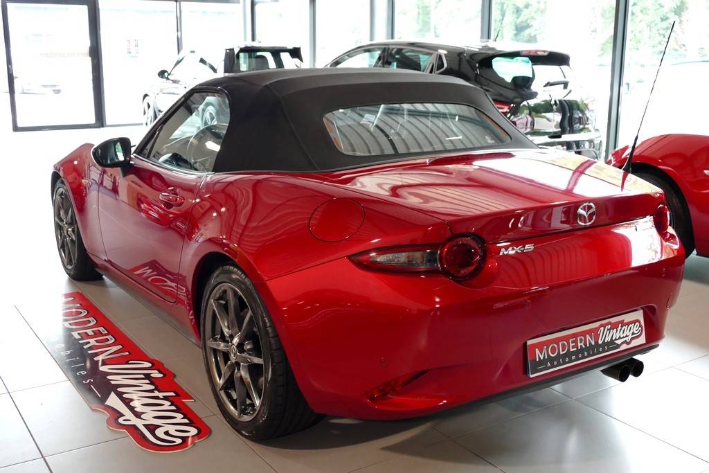 Mazda MX-5 ND 2.0 160 Roadster Selection 12