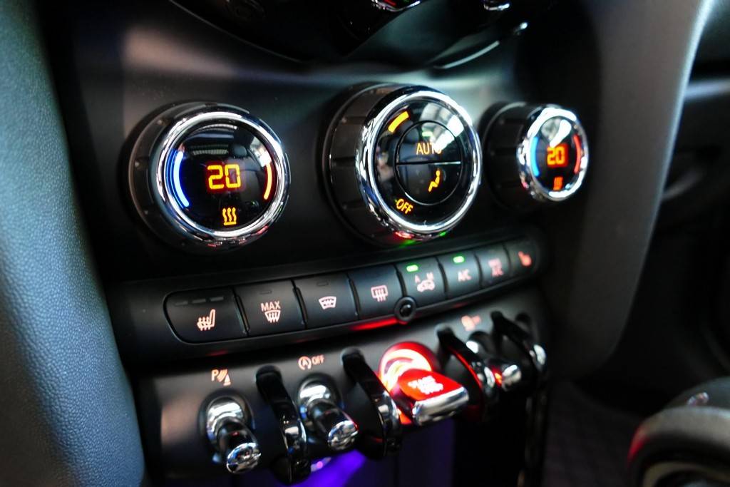 Mini Cooper John Cooper Works 231cv 13