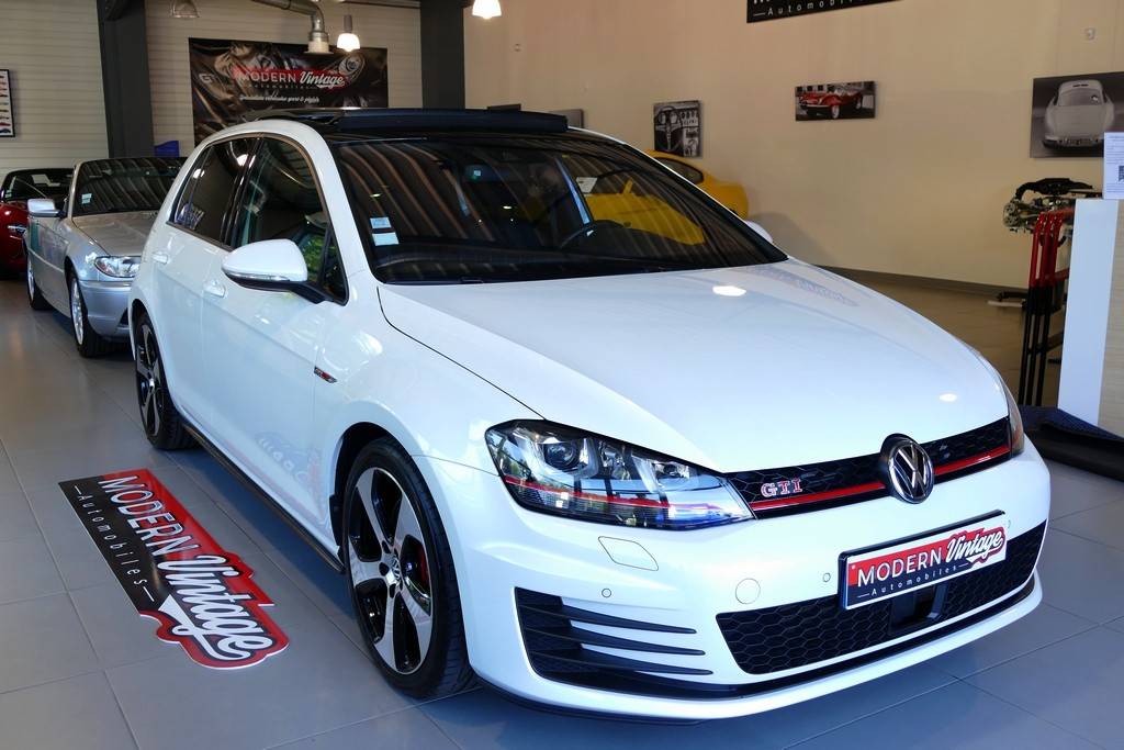 Volkswagen Golf VII GTI Performance 230cv 18